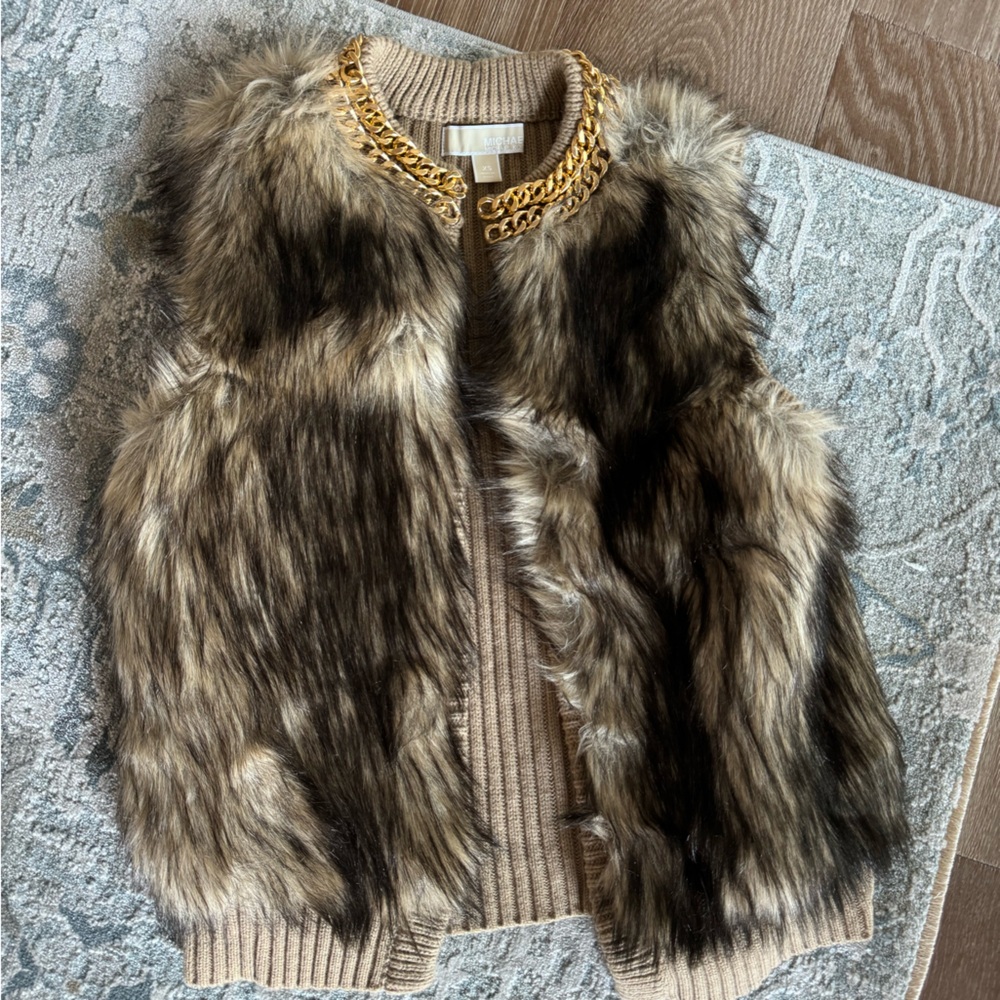 Micheal Kors Fur Sweater Vest